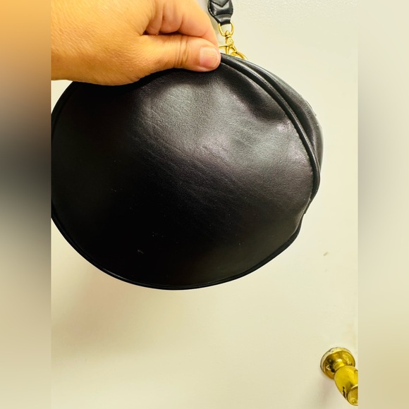 Leather Round Bag Black Medium - Picture 5 of 7